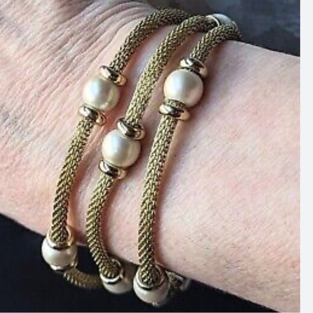 Anne Klein Vintage Triple Multi Strand Gold Mesh Faux Pearl Bracelet Magnetic
